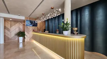 Gold Hotel