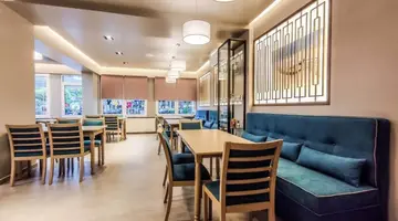 Gold Stern Hotel
