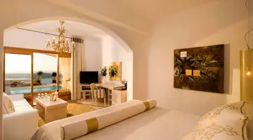 Gold Suites Santorini
