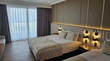 Goldcity Hotel