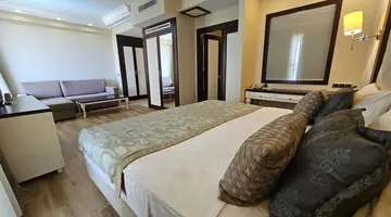 Goldcity Hotel