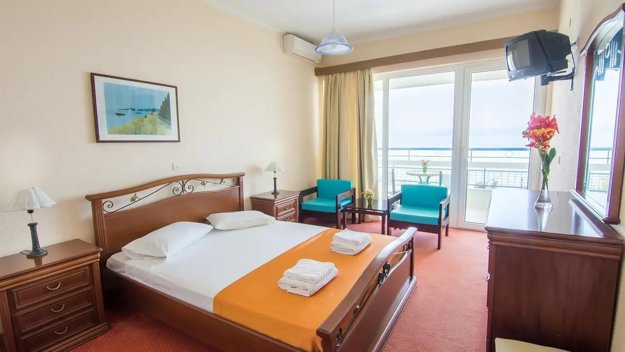 Golden Alexandros Hotel