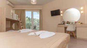 Golden Alexandros Hotel