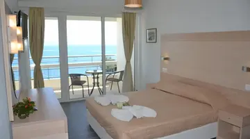 Golden Alexandros Hotel