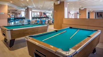 Golden Avenida Family Suites