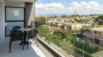 Golden Avenida Family Suites