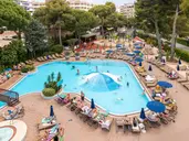 Golden Avenida Family Suites