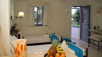 Golden Bay Aparthotel