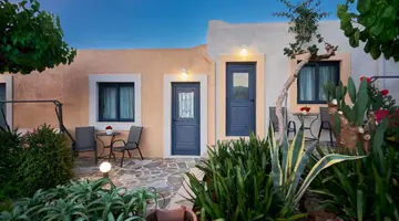 Golden Bay Aparthotel