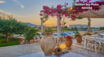 Golden Bay Apartments - Garden Haven