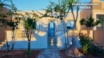 Golden Bay Apartments - Garden Haven