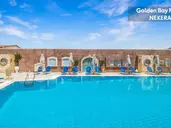 Golden Bay Apartments - Garden Haven