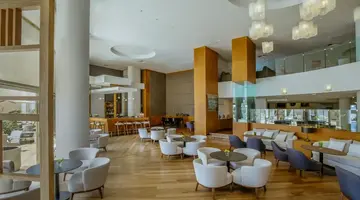 Golden Bay Beach hotel