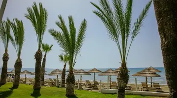 Golden Bay Beach hotel