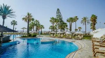 Golden Bay Beach hotel