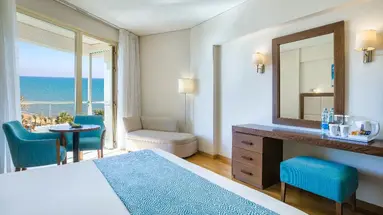 Golden Bay Beach hotel