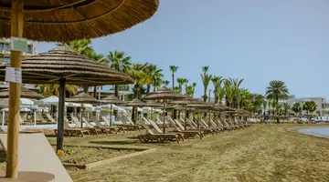 Golden Bay Beach hotel