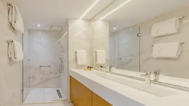 Golden Bay Beach hotel