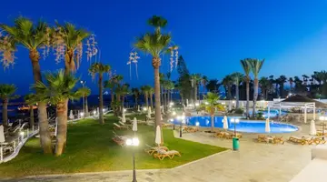 Golden Bay Beach Resort