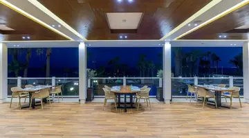 Golden Bay Beach Resort