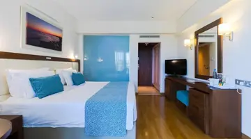 Golden Bay Beach Resort