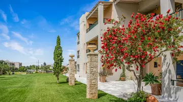 Golden Bay Hotel Apartments
