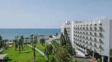 Golden Bay Hotel