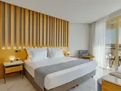 Golden Bay Hotel