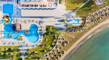 Golden Bay Hotel