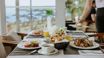 Golden Bay Hotel