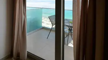 Golden Beach Hers