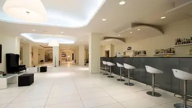 GOLDEN BEACH HOTEL