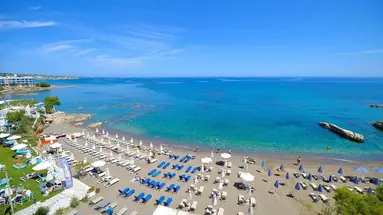 GOLDEN BEACH HOTEL