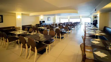 GOLDEN BEACH HOTEL
