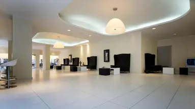 GOLDEN BEACH HOTEL