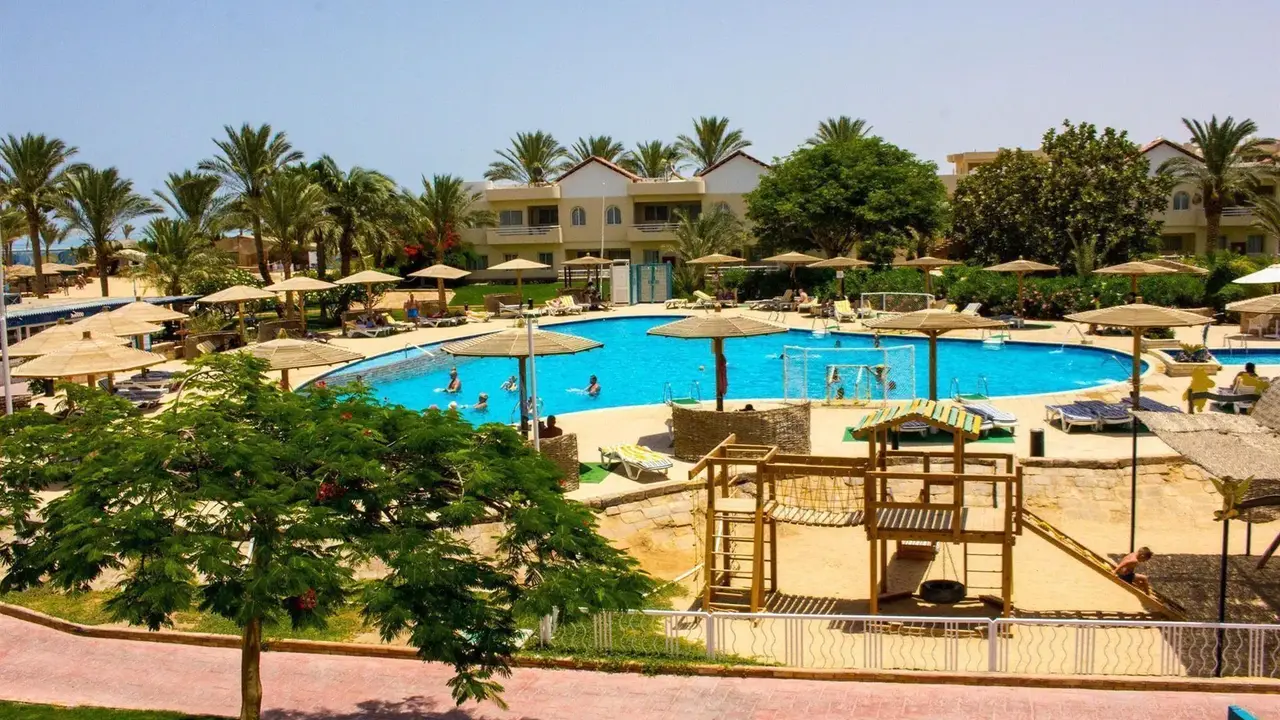 Golden Beach Resort (Ex. Movie Gate)