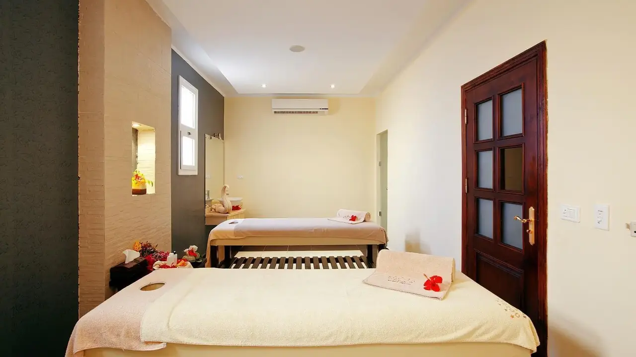 Golden Beach Resort (Ex. Movie Gate)