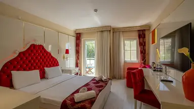 GOLDEN BEACH RESORT & SPA
