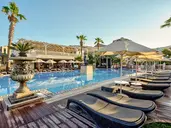 Golden Beach Resort&Spa