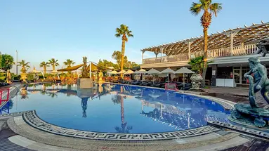 Golden Beach Resort&Spa