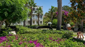 GOLDEN BEACH RESORT & SPA
