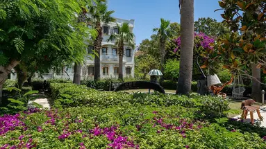 GOLDEN BEACH RESORT & SPA