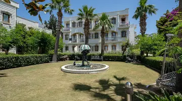 GOLDEN BEACH RESORT & SPA