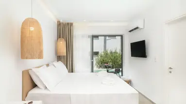 Golden Bee Lifestyle Hotel