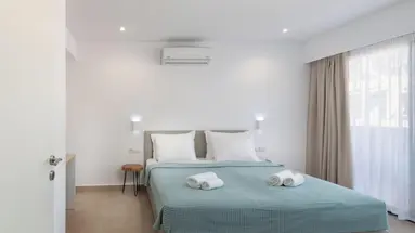 Golden Bee Lifestyle Hotel