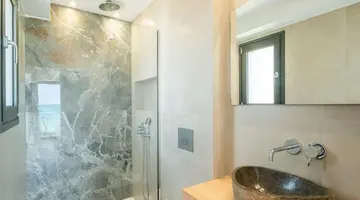 Golden Bee Lifestyle Hotel