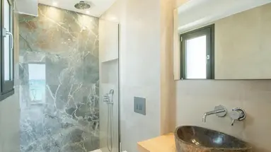 Golden Bee Lifestyle Hotel