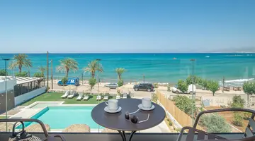 Golden Bee Lifestyle Hotel