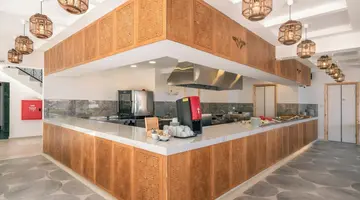 Golden Bee Lifestyle Hotel