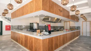 Golden Bee Lifestyle Hotel